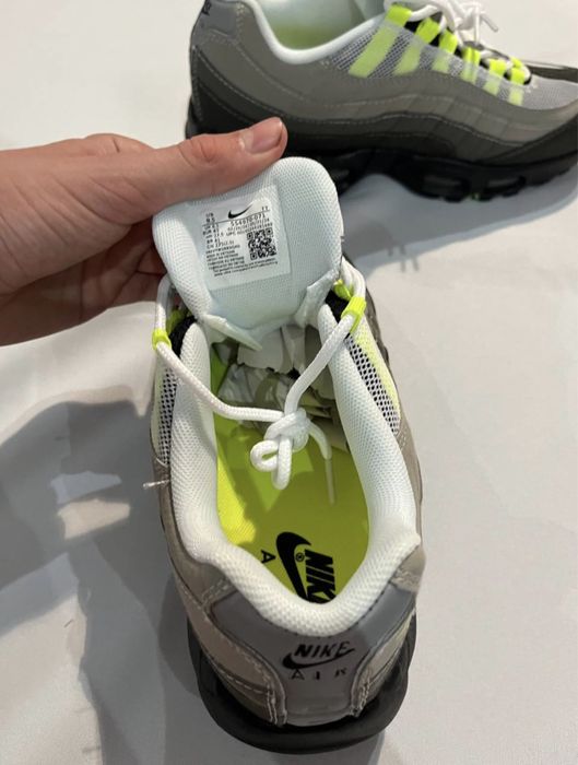 Кросівки - nike air max