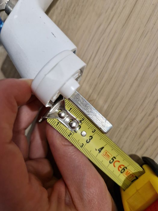 Klamki okienne na klucz