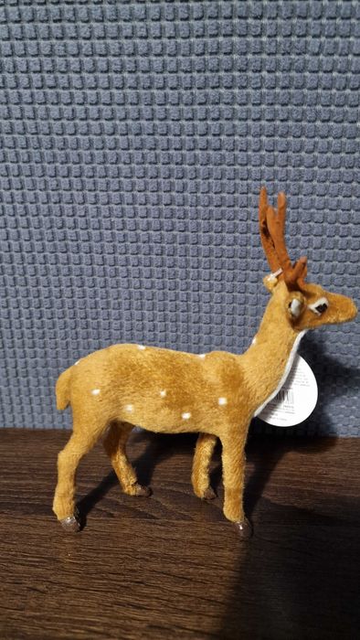 Figurka dekoracyjna - Jeleń z porożem (nowa)