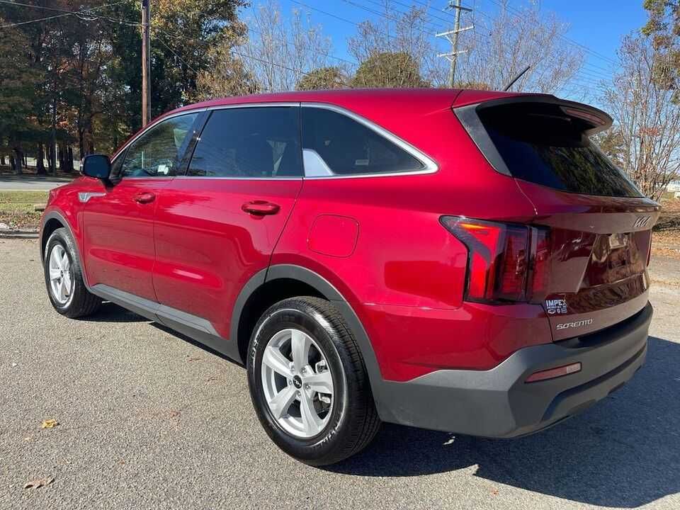 2023 Kia Sorento LX