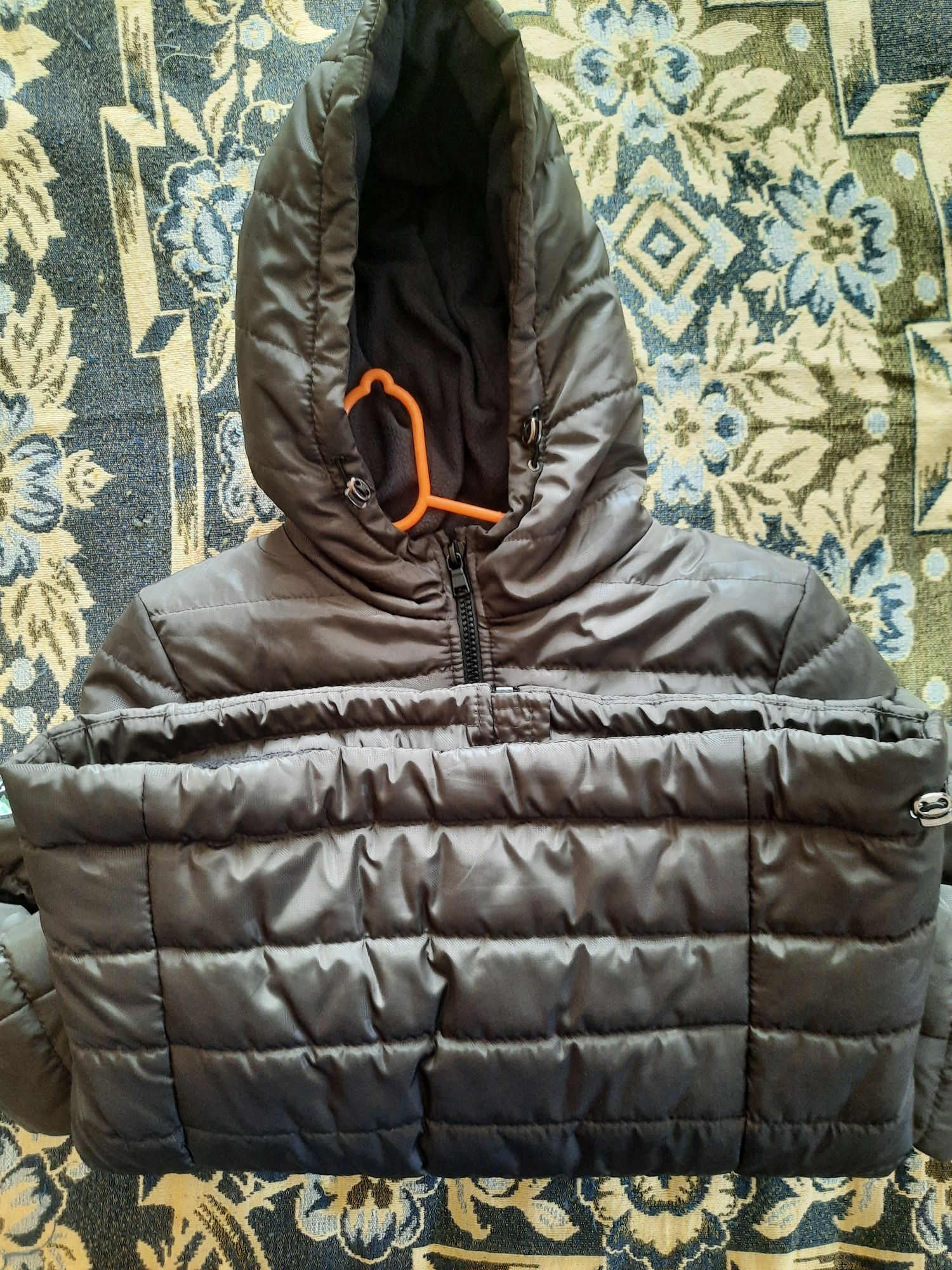 Зимняя куртка 46 размер