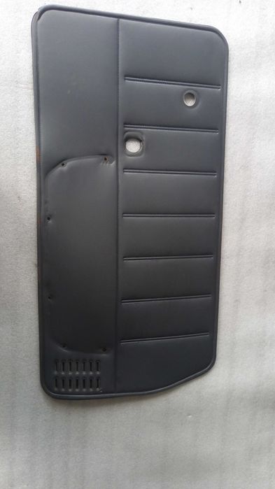 Boczek drzwi prawy Fiat 126p Maluch