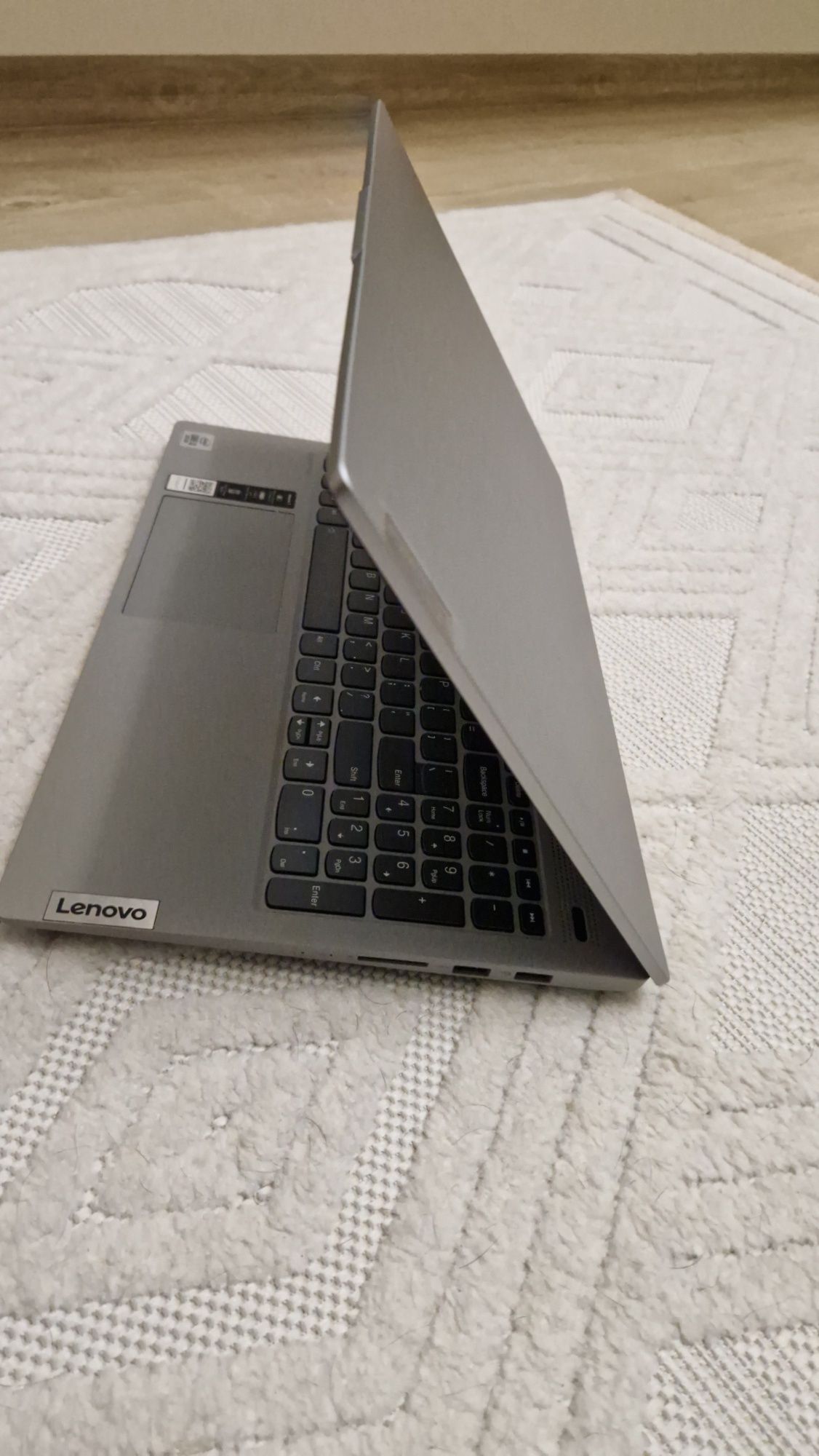 Laptop Lenovo IdeaPad 5 15IIL05 15,6" i3 8GB  256GB podś. Klawiatura