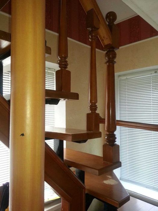 Продаж класного будинку в Рибальському на березі річки