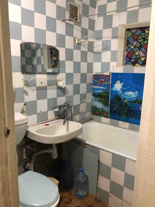 Продам 3 комнатную квартиру, 1/5, район пл. Советской