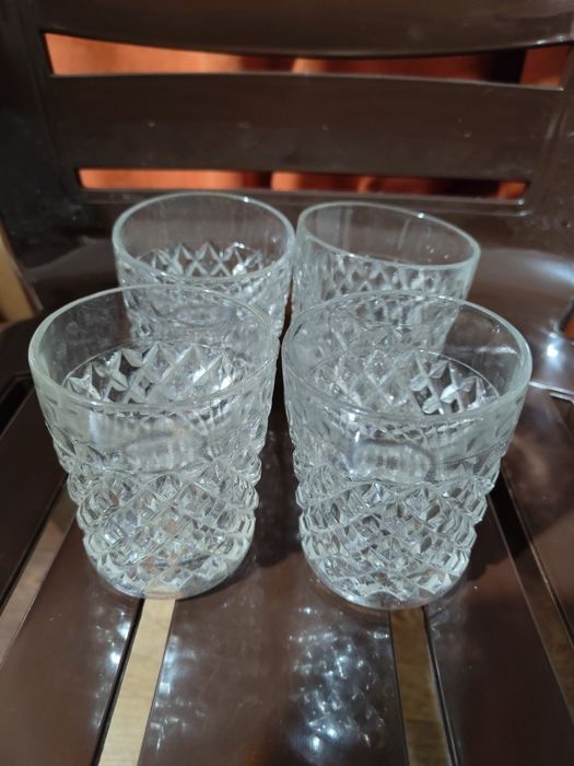 Кришталевий посуд