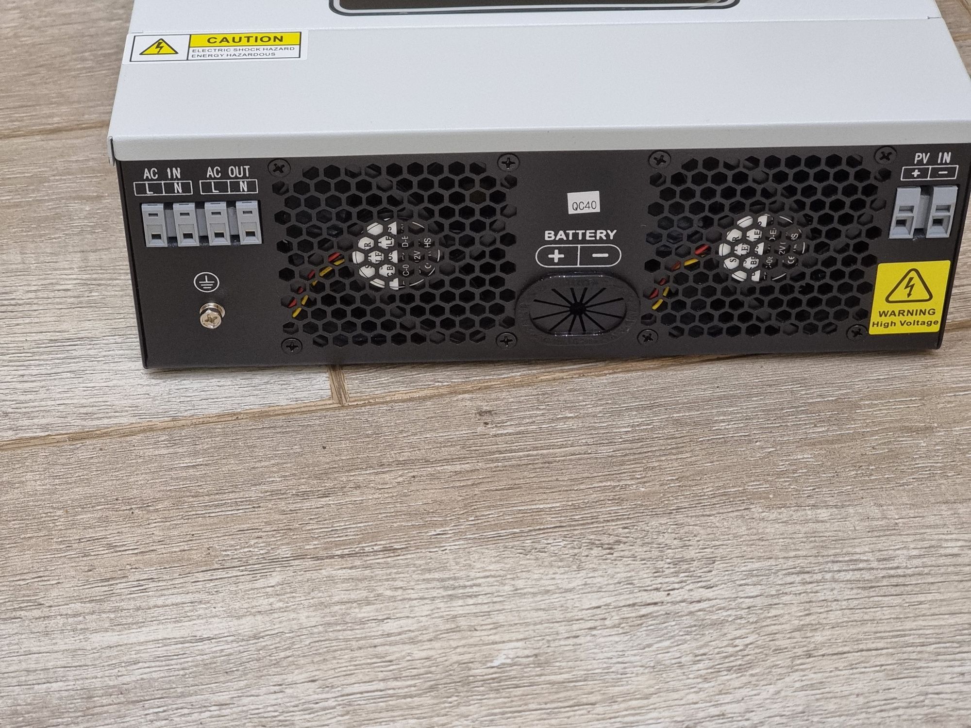 Краща ціна  Гібридний інвертор 3.2 кВа 24 v