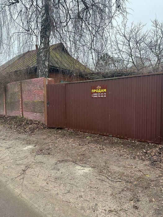 Продається частина будинку в селі Седнів, всього за 140 м до річки!