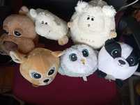 Peluches, brinquedos para bebé e um lindo travesseiro de presente!