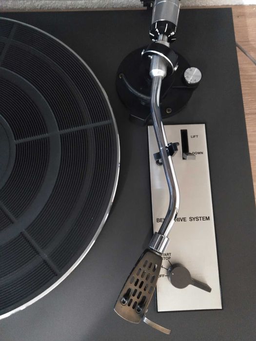 ITT HiFi 8010 програвач вінілу