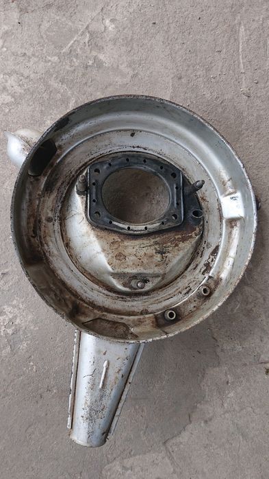 Продам корпус повітряного фільтра (каструля) на Ваз2101-2107