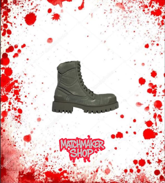 Balenciaga strike boots