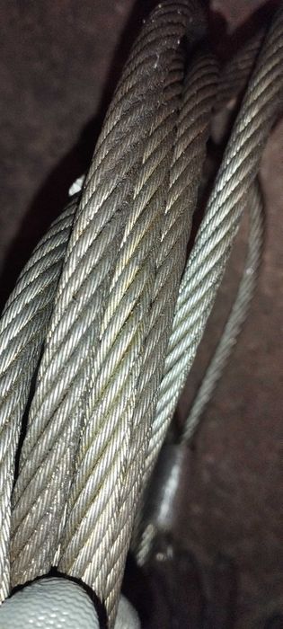 Lina stalowa zakuta z z dwóch stron na pętle  fi 10 mm ,5 m