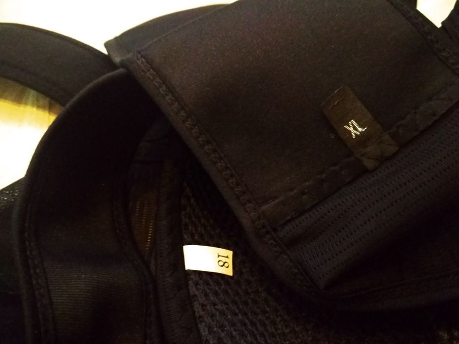 Коректор для спини