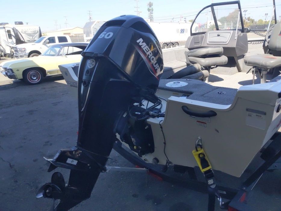 Tracker Pro Guide V16 Łódka wędkarska aluminiowa USA Mercury 60KM 2021