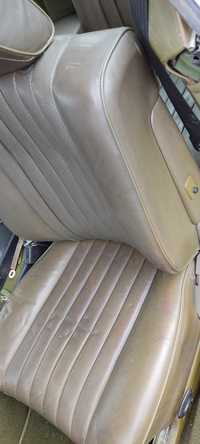 Fotele, kanapa , wnętrze Mercedes w 123 coupe zielona skóra