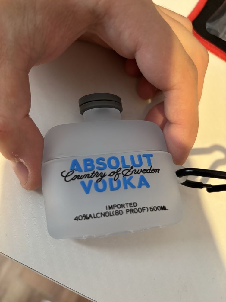 Etui AirPods 2 stan nowy