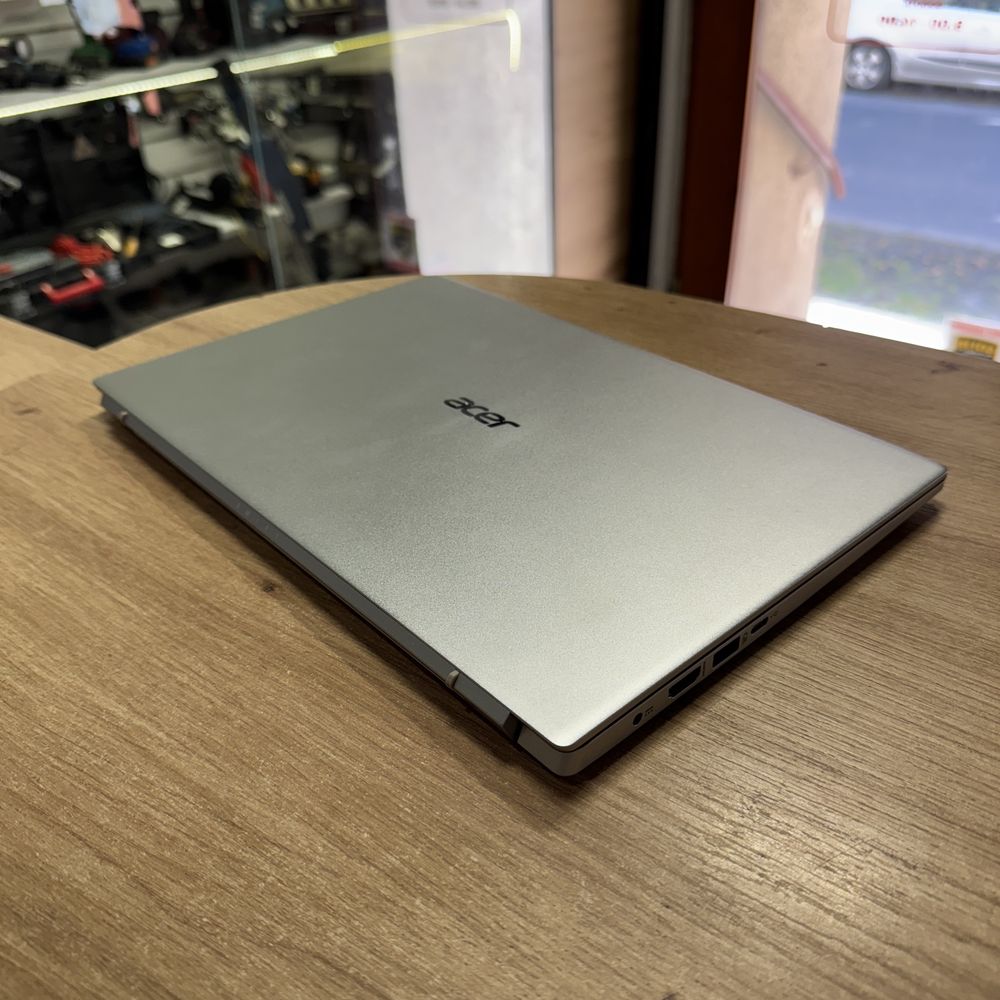 Acer Swift 1  Gwarancja -- otoLombard Lumik Kalisz skup laptopów