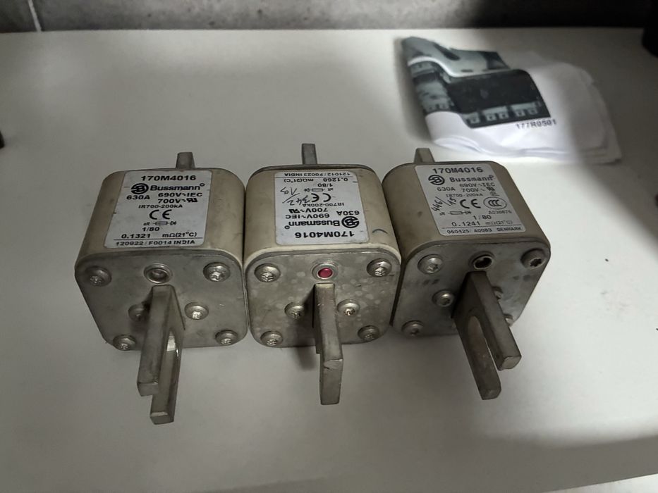 Bezpiecznik Bussmann 170M4016  630A 700V