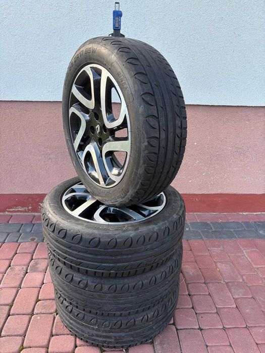 Renault Captur Komplet Kół R17 4x100 ET40 Opony 2023r