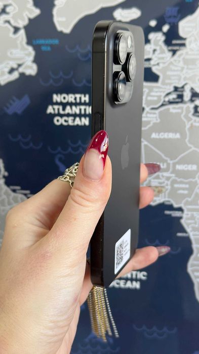 Apple Iphone 16 Pro 256Gb Black Titanium Neverlock