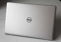 Laptop DELL 17 cali, Intel i7, Radeon R5 4GB, SSD, podświetlenie