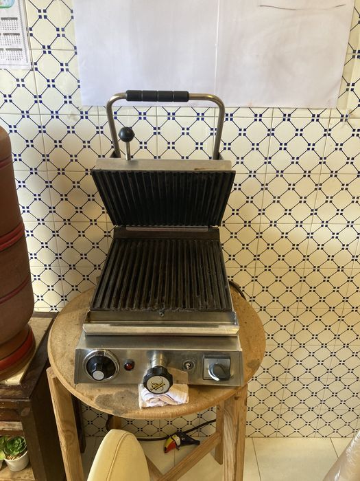 Grelhador Industrial 2600w