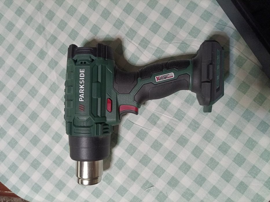 Продаю НОВИЙ будівельний фен акумуляторний made in GERMANY 20V