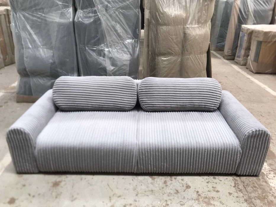 Wyjątkowa welurowa sofa w kolorze szarym z funkcją spania