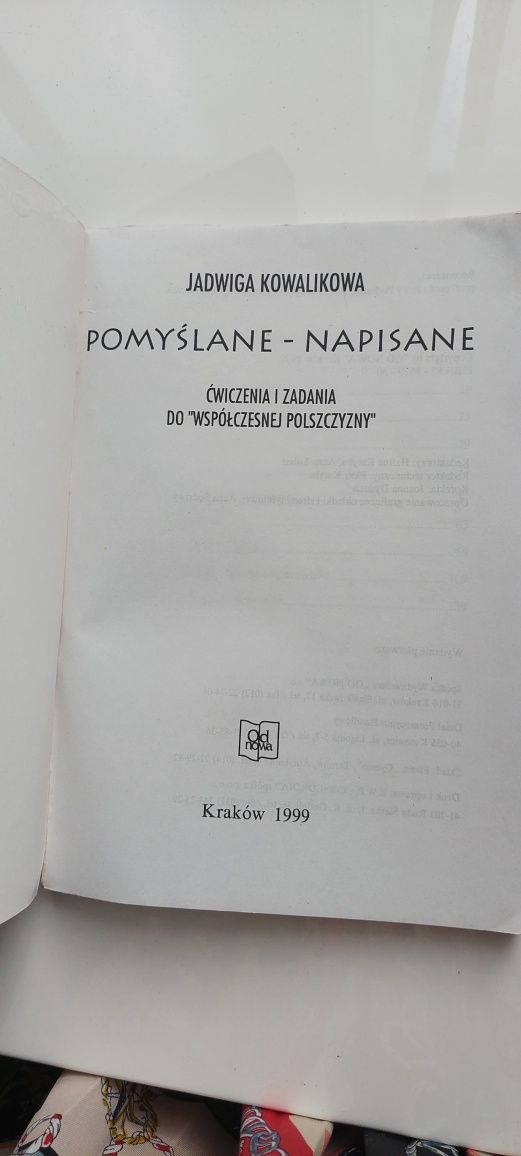 Współczesna polszczyzna. Podręcznik i zbiór ćwiczeń