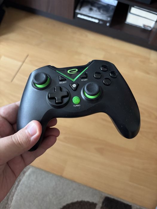 Pad bezprzewodowy Esperanza PC/PS3