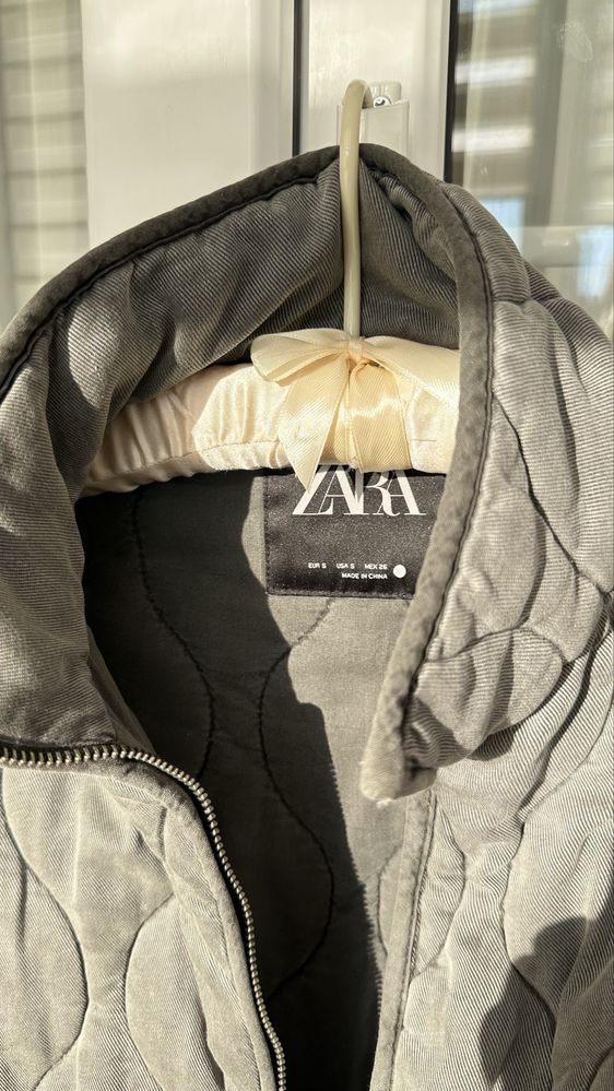 Куртка Zara жіноча