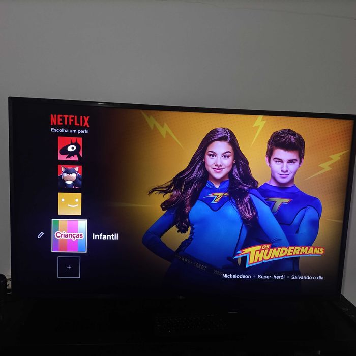 Oportunidade dessa, só no outro Natal . TV LG SMART 4K 55"