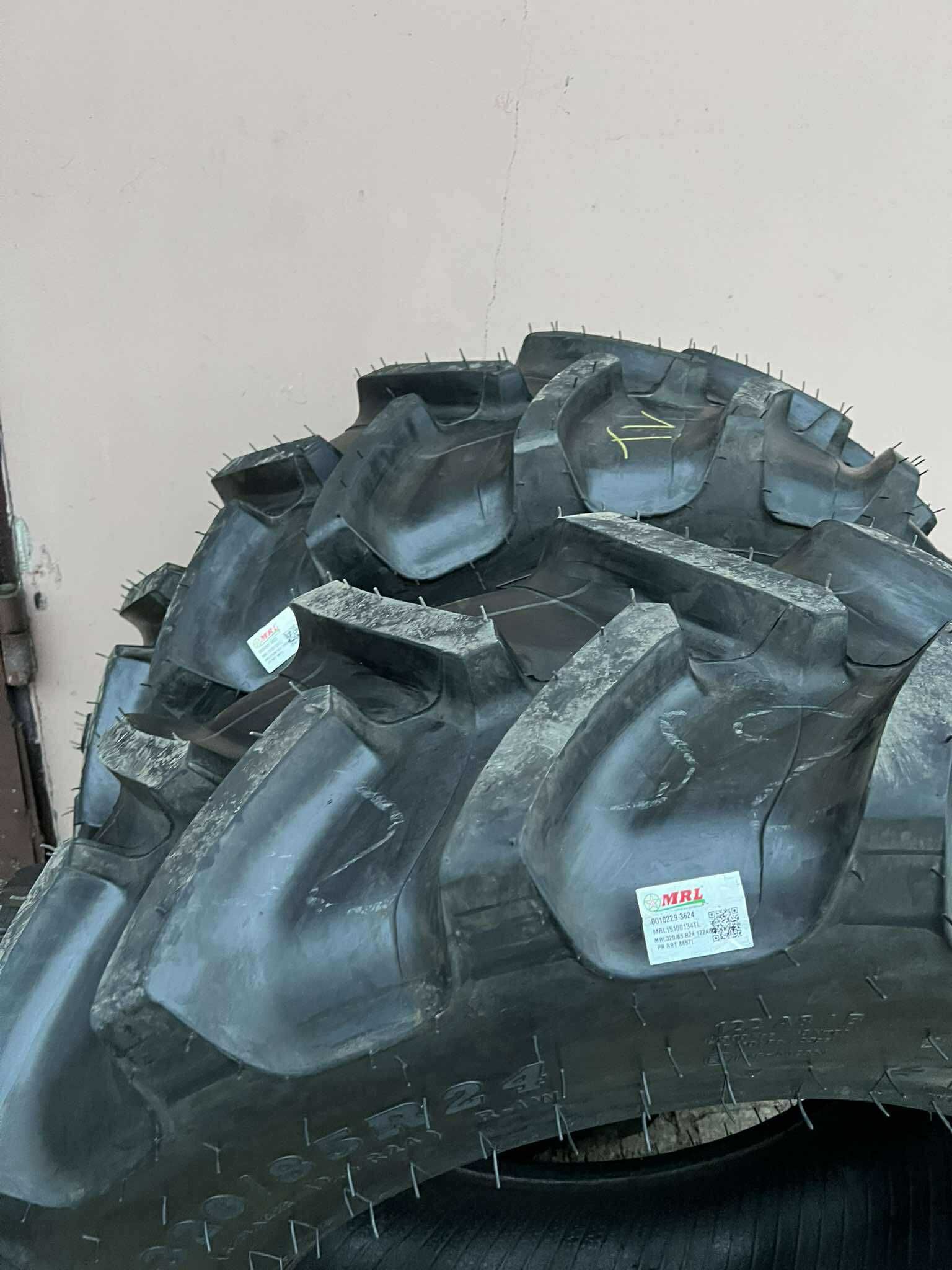 Opony rolnicze MRL 320/85 R24 2 szt.