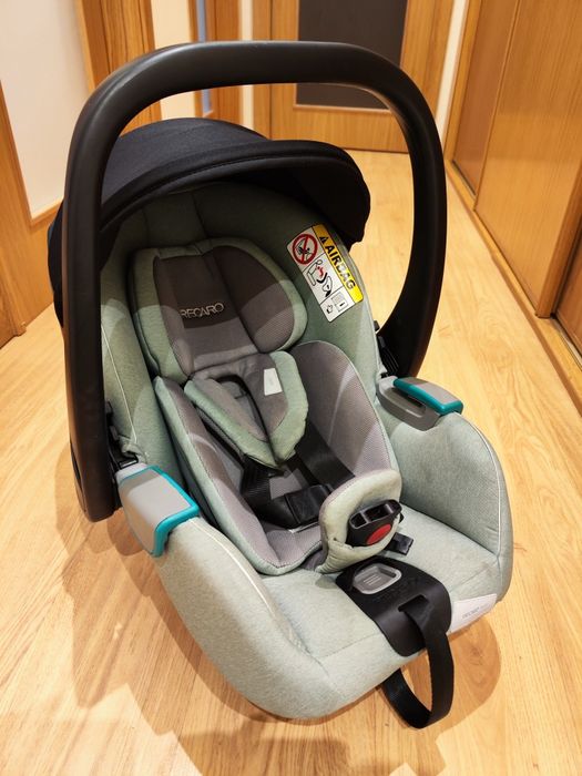 Ovo / Babycoque + Isofix Recaro