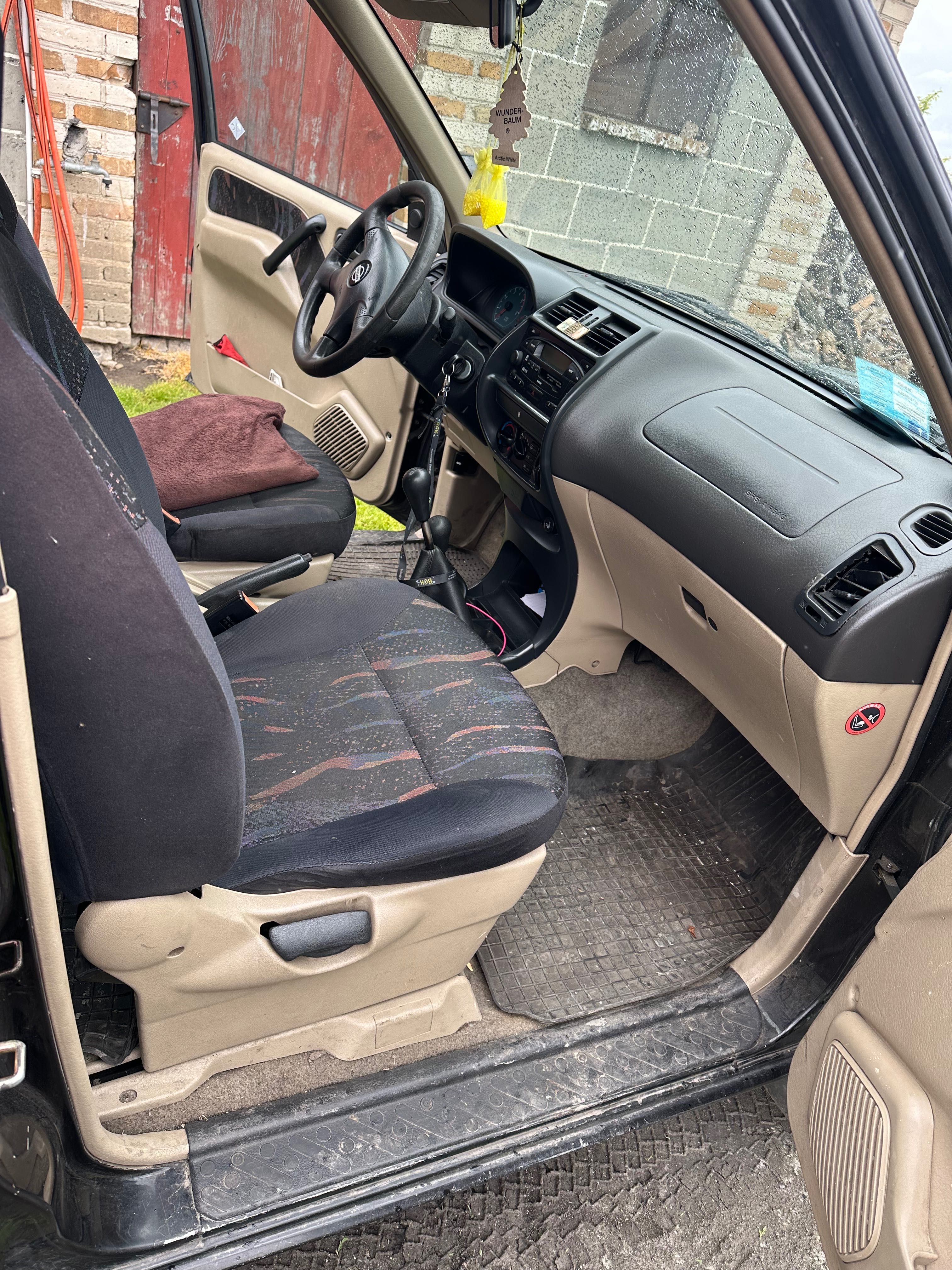 Nissan Terrano II 2,7TDI