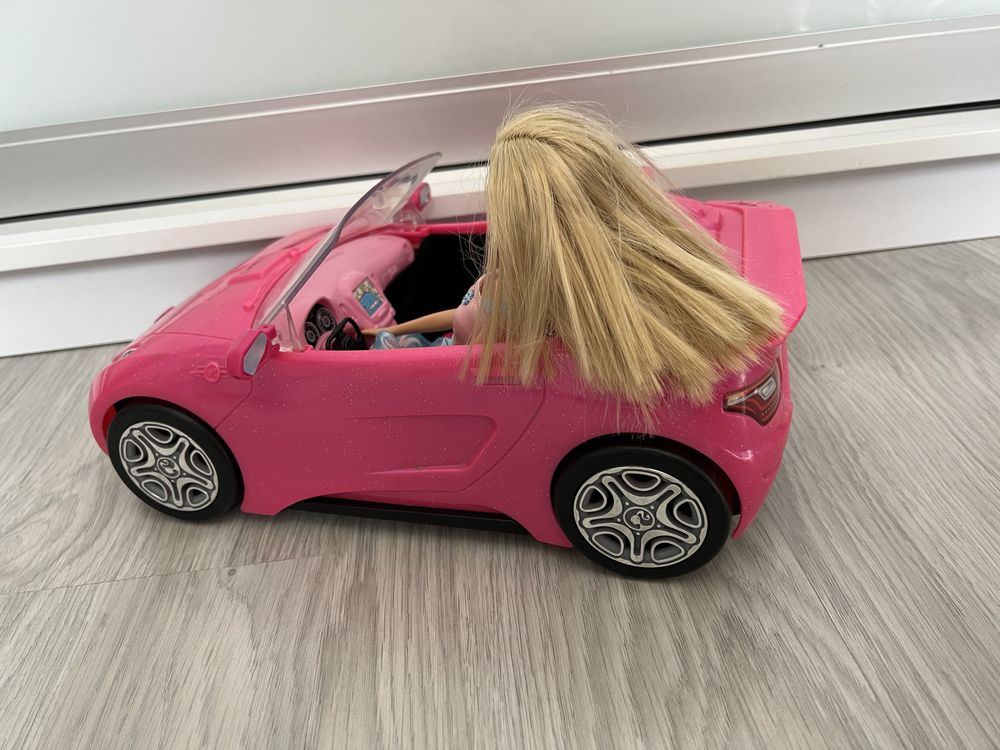 Barbie машинка