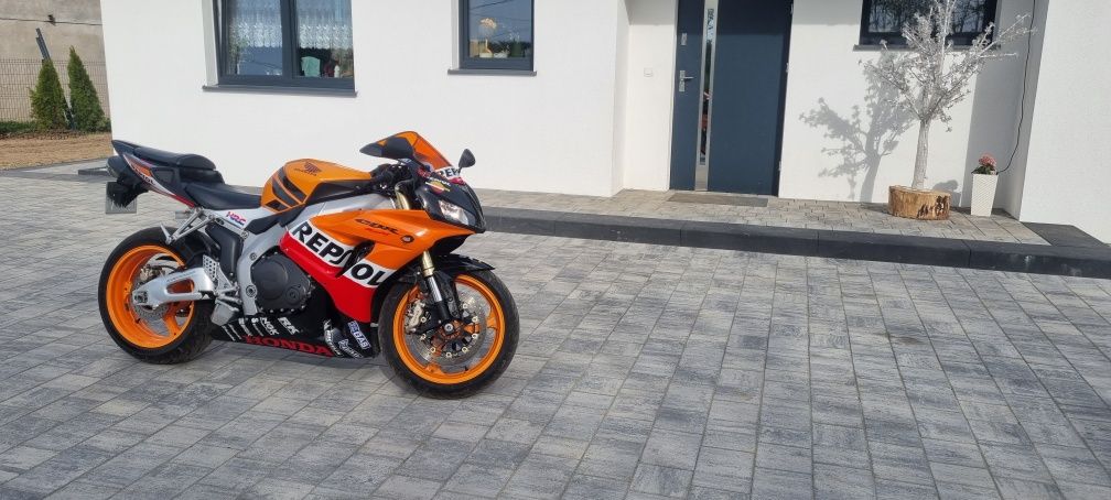 Cbr1000rr repsol w idealnym stanie