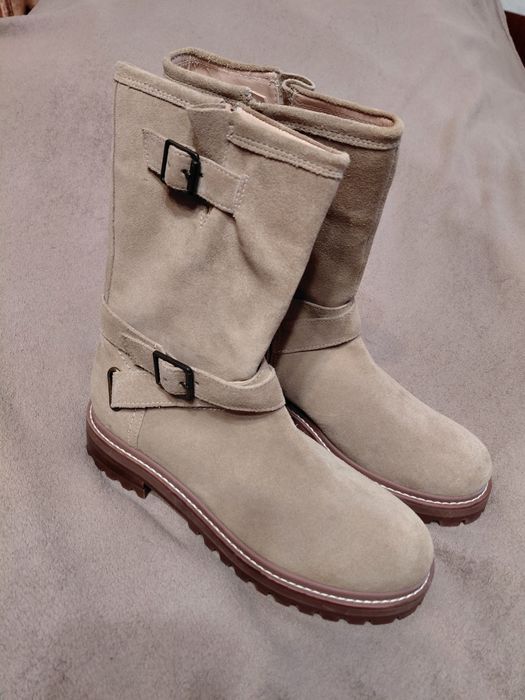 Чоботи жіночі осінь зима