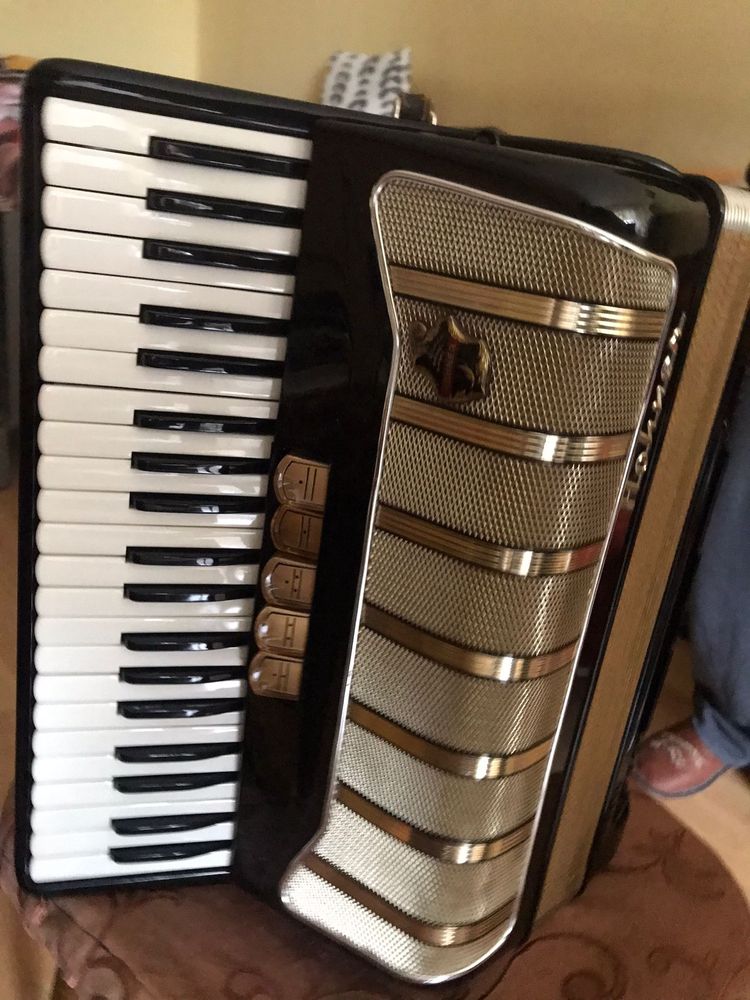 Akordeon Hohner Pirola III
