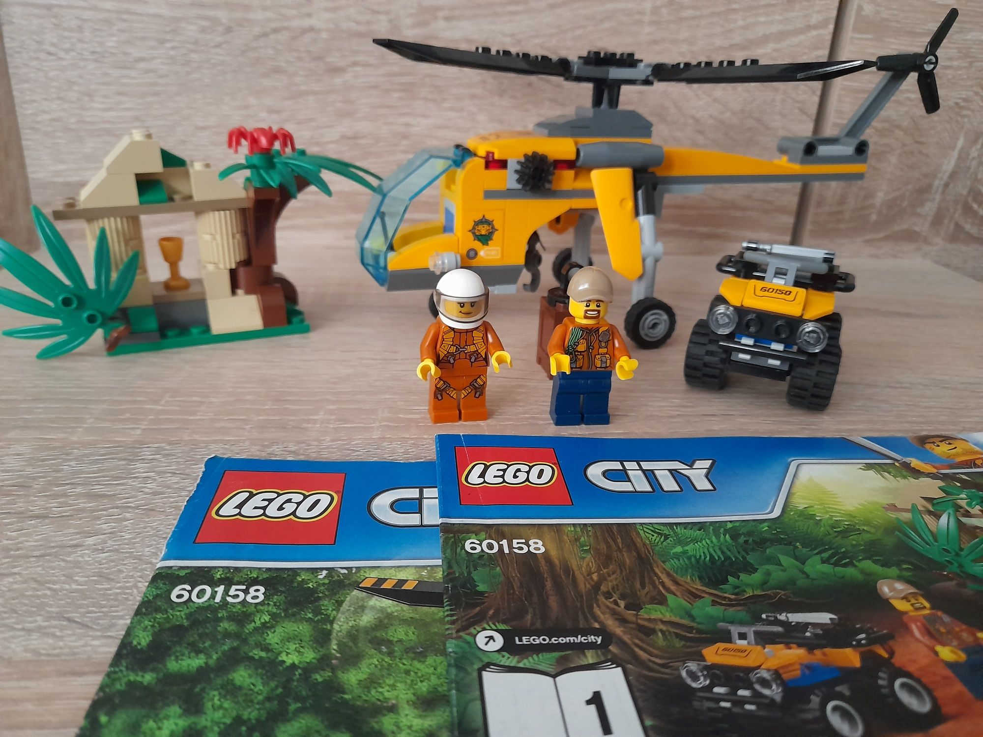 Lego 60156 i 60158 Dżunglowy Łazik, Helikopter transportowy