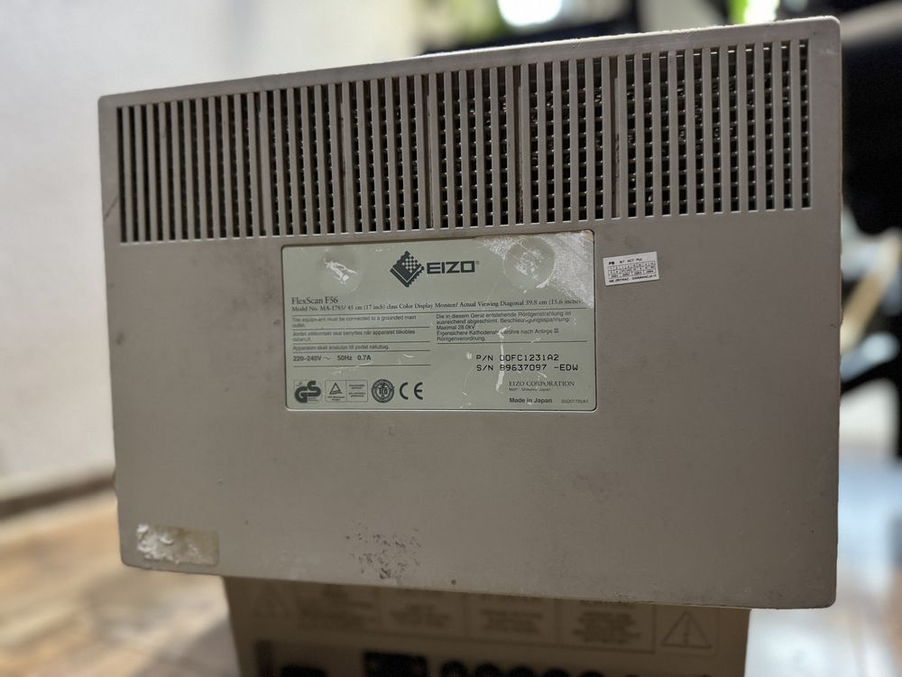 Monitor CRT EIZO FlexScan F56