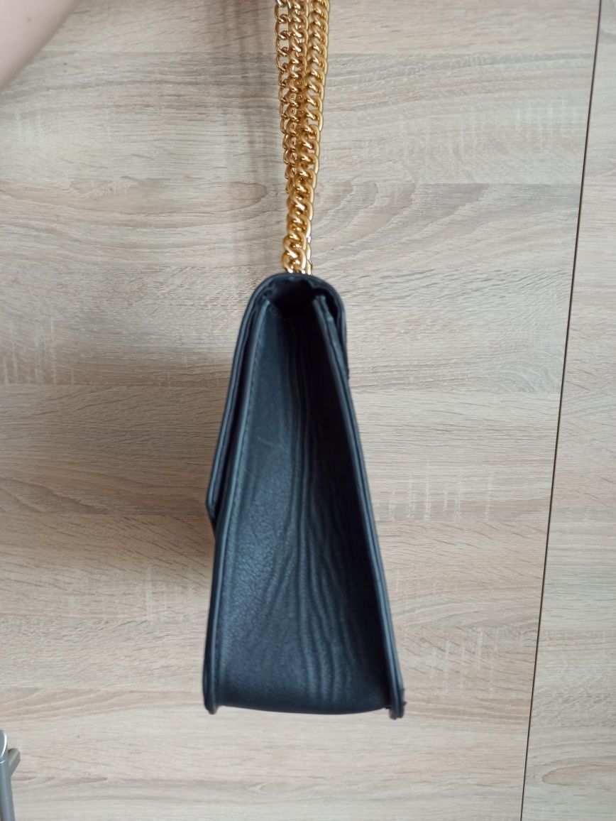 Torebka Stradivarius w róże