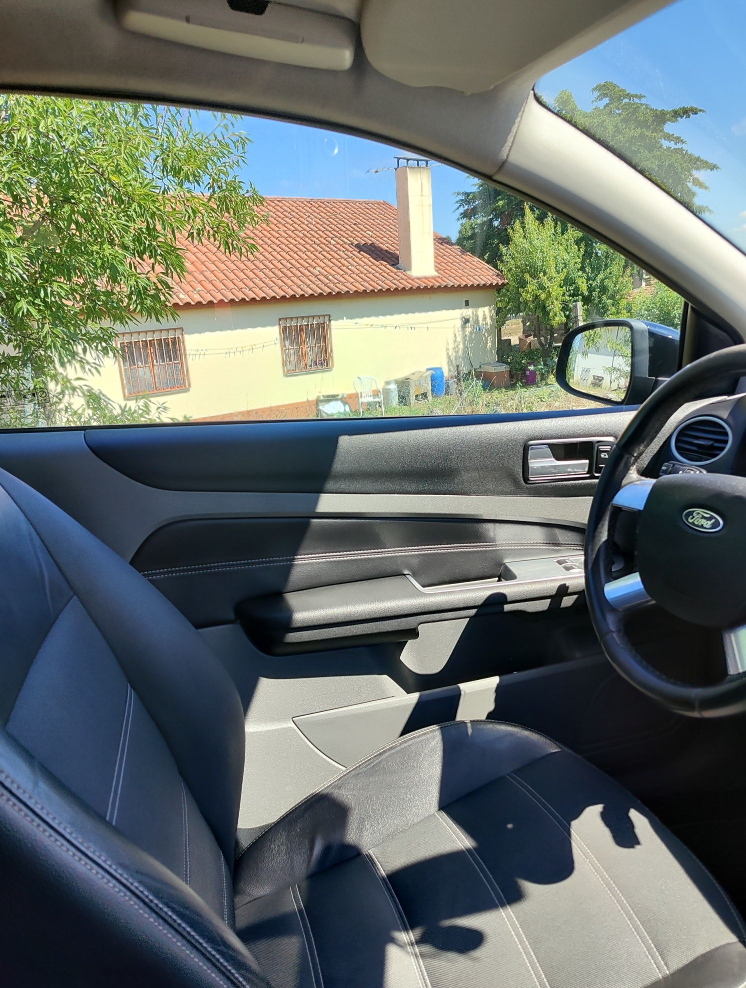 Ford Focus Coupé 1.6 TDCi 109cv — Desportivo e Económico