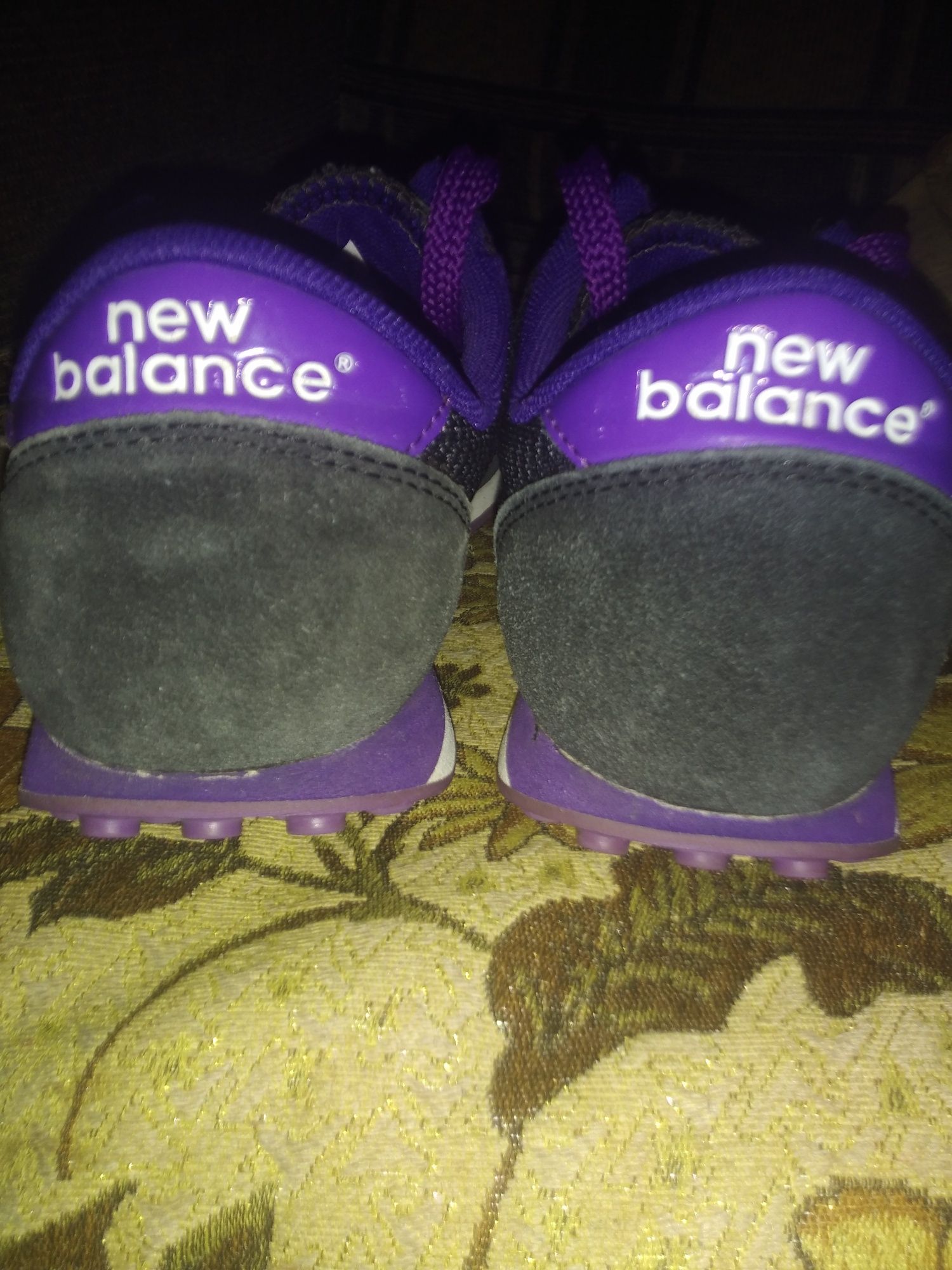 Продам кроссовки New Balance 410