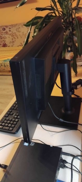 Монитор  Samsung  S24E450