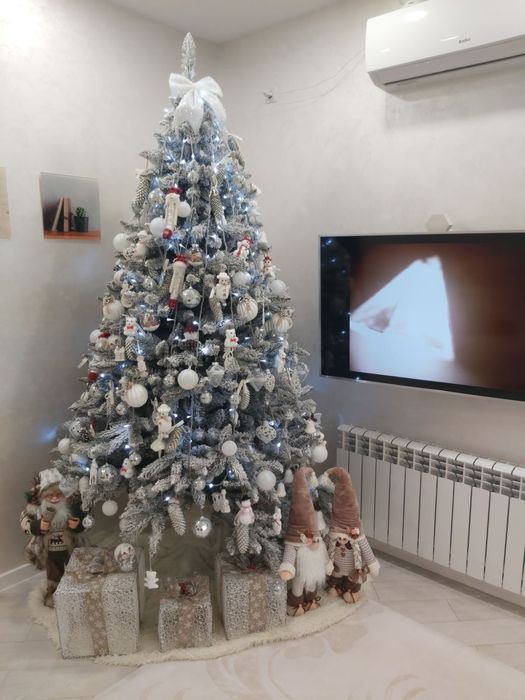 Ялинка засніжена, Преміум- класс! Версаль! 2.50 м висота! Справжня кр