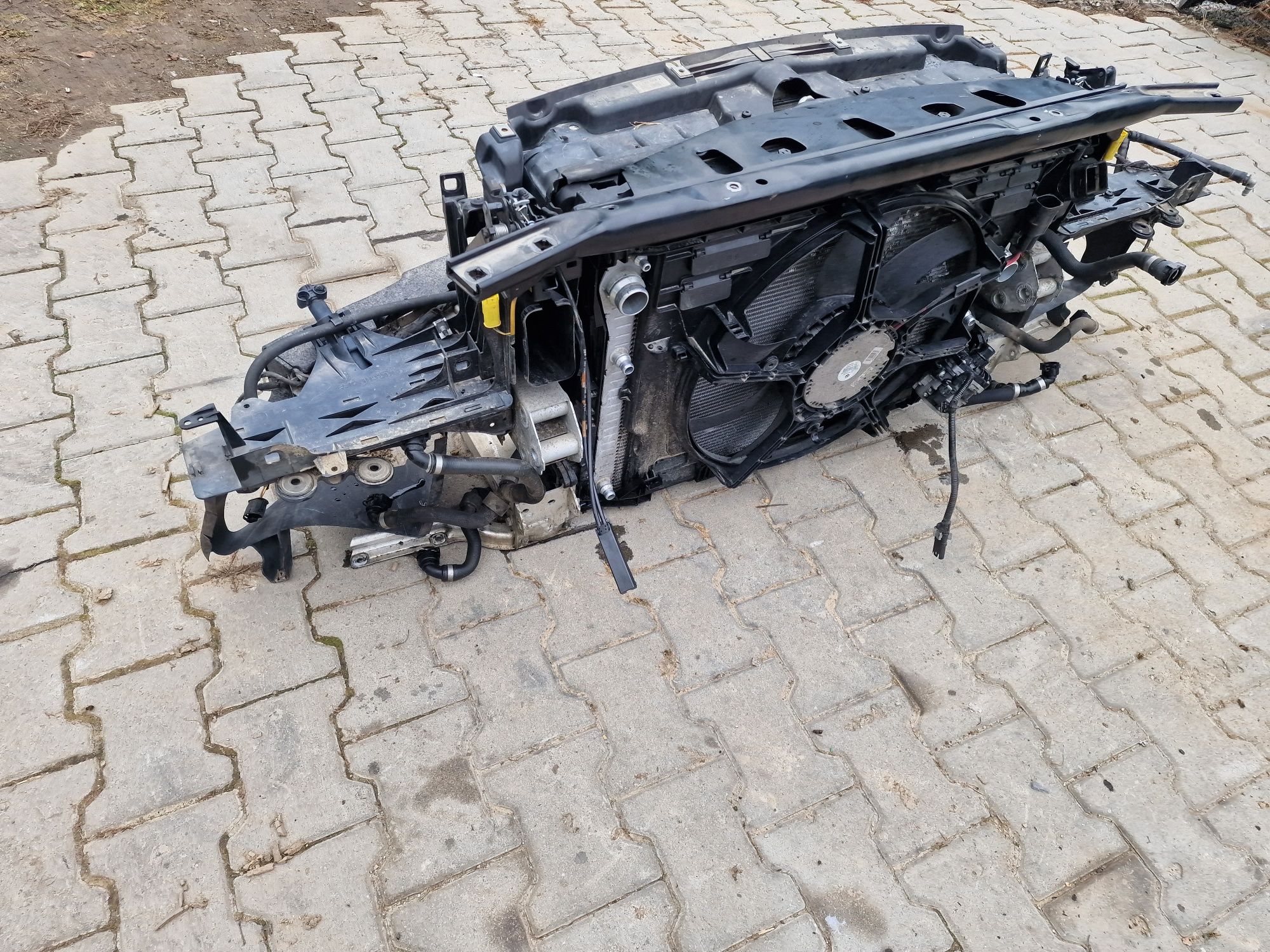 Bmw f10 f11 pas przedni m550d 5.0d n57d30c 381km