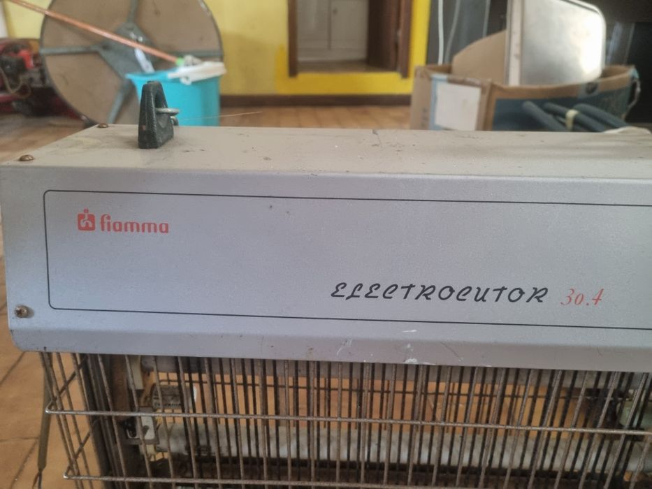 Mata mosquitos elétrico