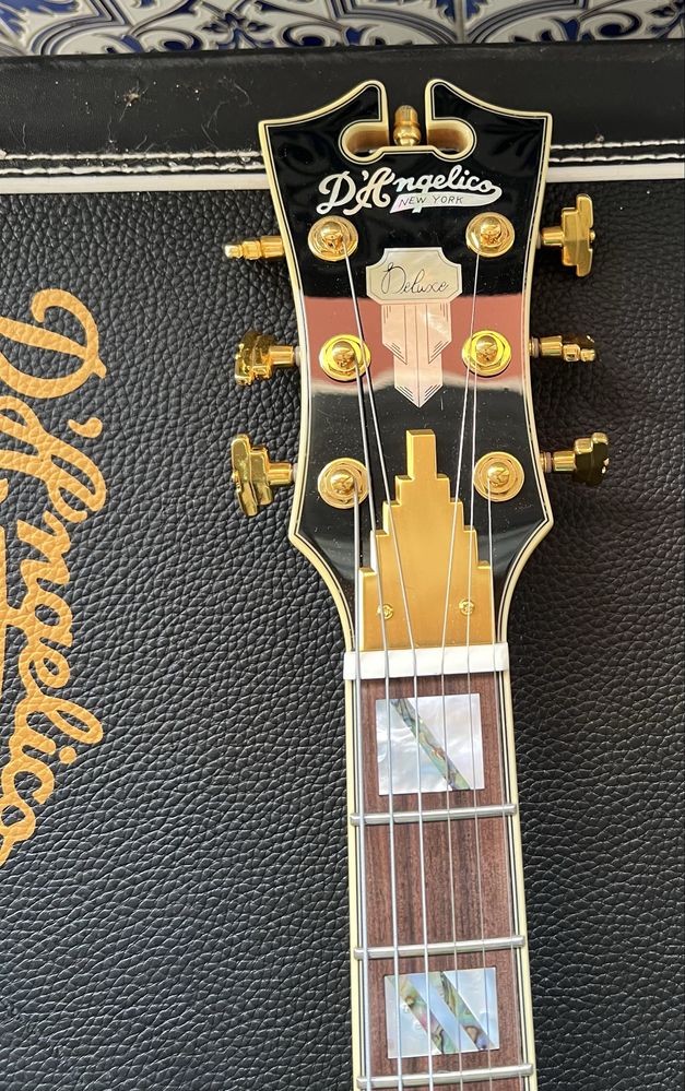 DAngelico Deluxe Atlantic Black